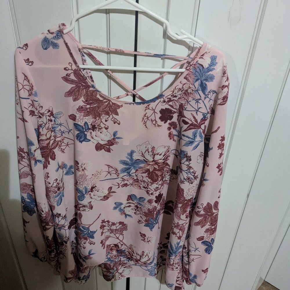 ~Women's adorable blouse